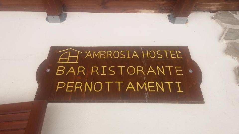 Ambrosia Hostel Alessandria del Carretto Exterior foto